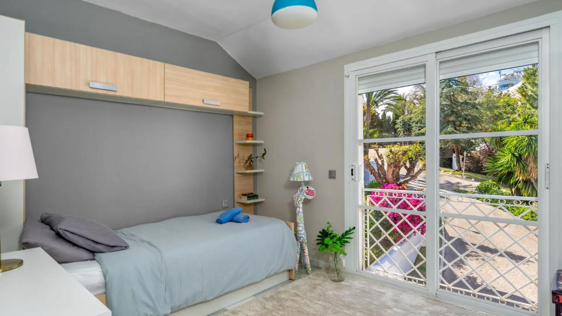 Apartment El Paraiso De Estepona By Interhome